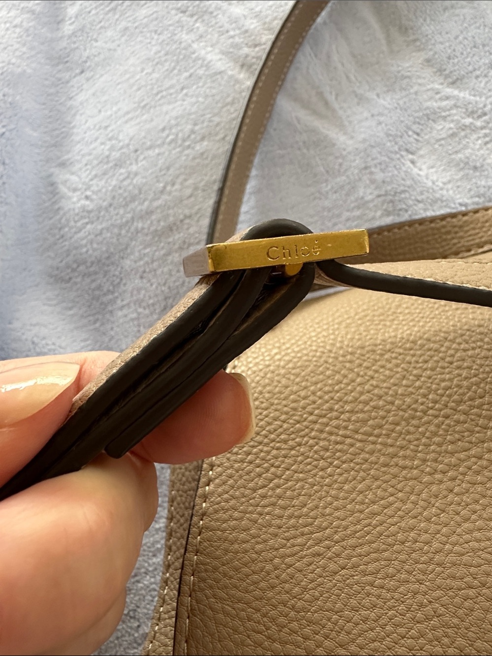 Quiet Luxury Chloe Grained Leather Chic Marcie Crossbody - Picture 8 of 15